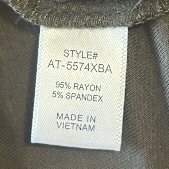 Zenana Top- Dark Olive Green. Size 2X.
Minimalist. Basic. Layering. All … - Picture 8 of 9